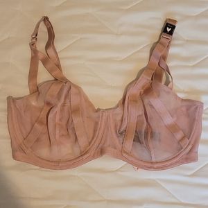 NWT sexy balconet VS bra